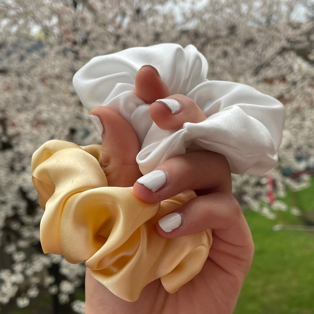 100% Gold Champagne Silk Scrunchie